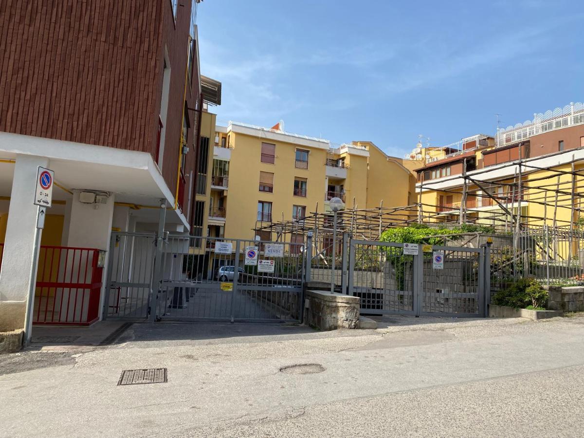 B&B Amadema Sorrento Bagian luar foto